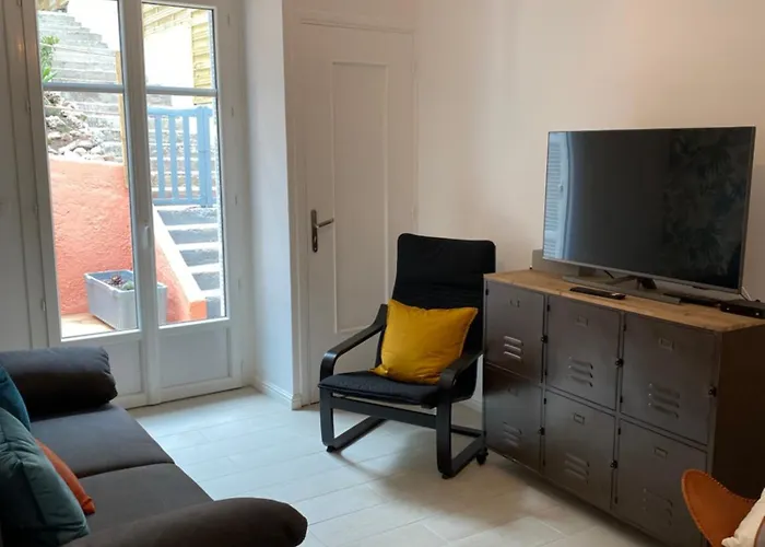 Lägenhet R1g-120 M Plage-2 Ch-jardin