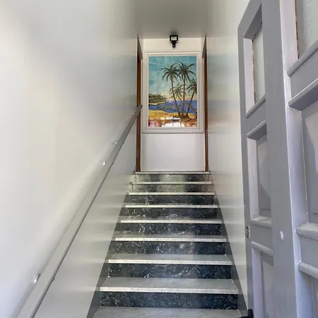 R1g-120 M Plage-2 Ch-jardin شقة